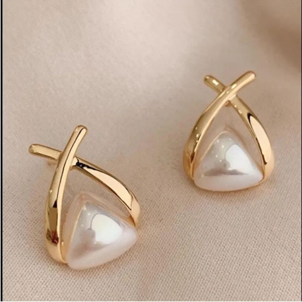 Bohemian pearl stud earrings M55